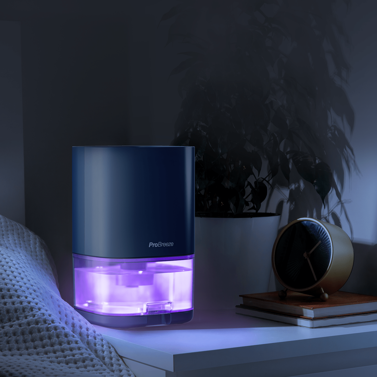 Refurbished - 1000ml Dehumidifier with 4-hour Timer and LED Light - Blue
