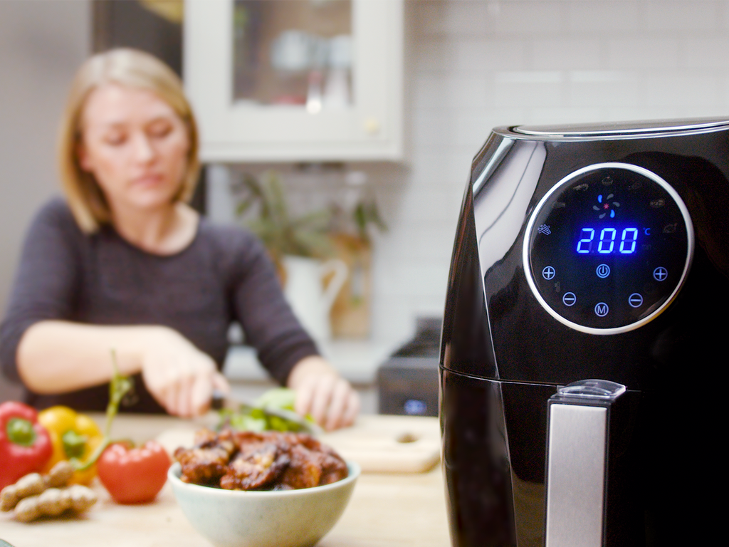 These Pros Have Tested 700 Air Fryer Recipes, and This Is the Air Fryer  They Swear By