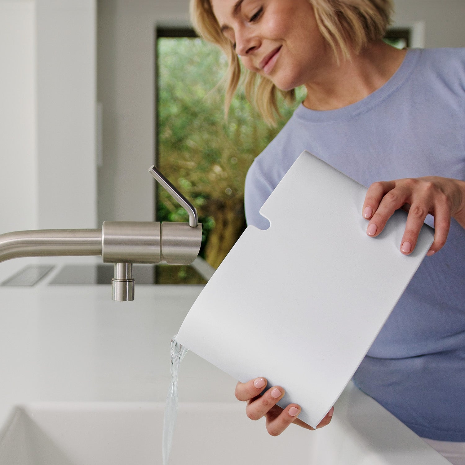 12L Quiet Dehumidifier with 2.5L Water Tank